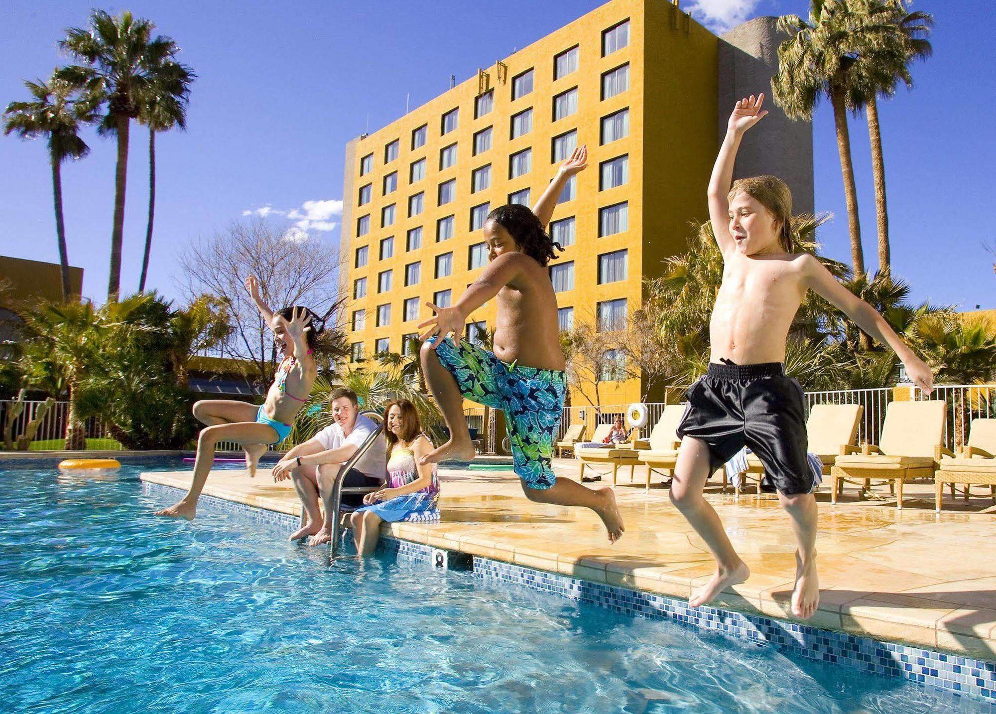 מלון Doubletree By Hilton Tucson-Reid Park מתקנים תמונה